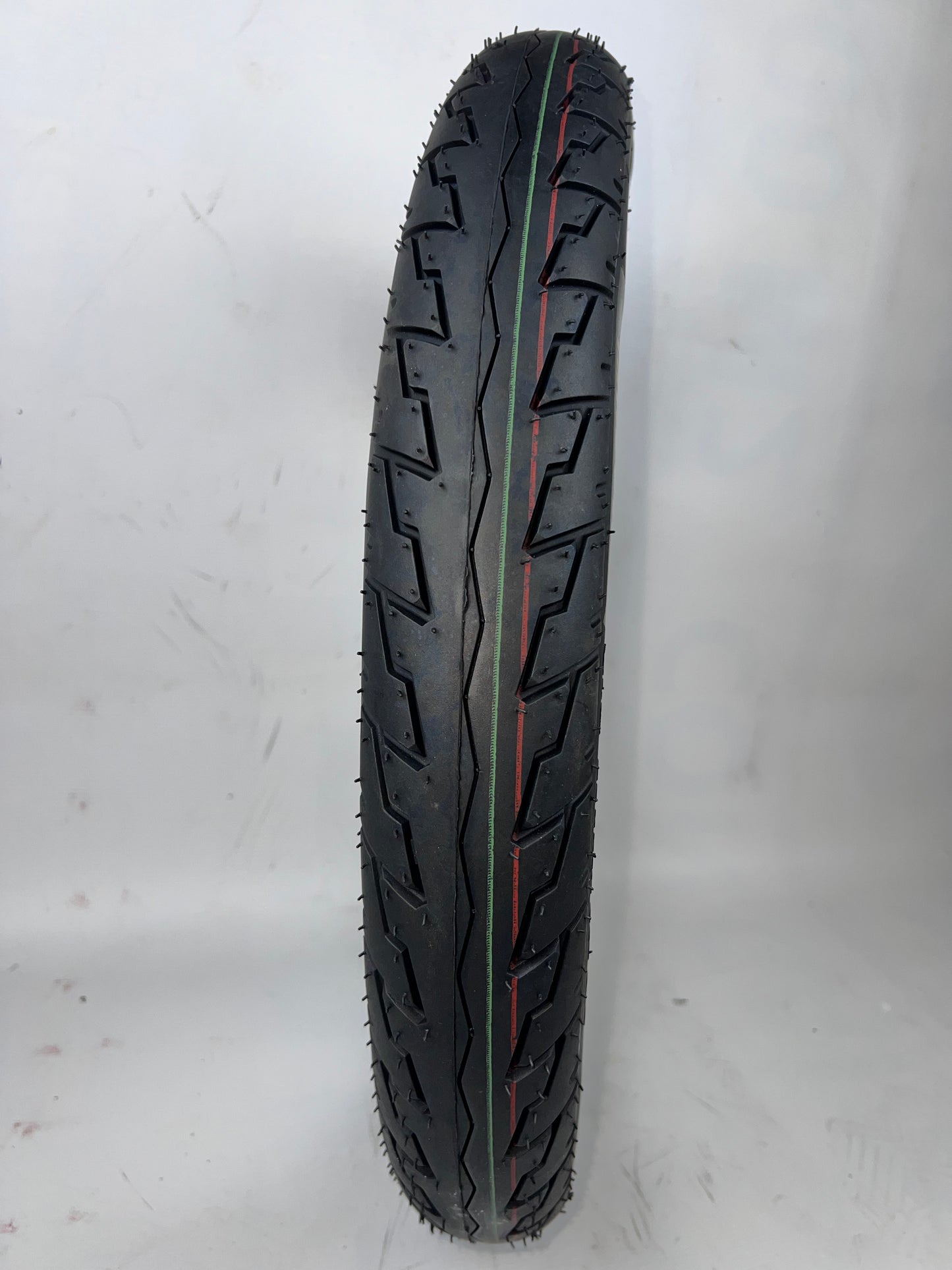 NEUMATICO MOZUKI 275/18 SYM084